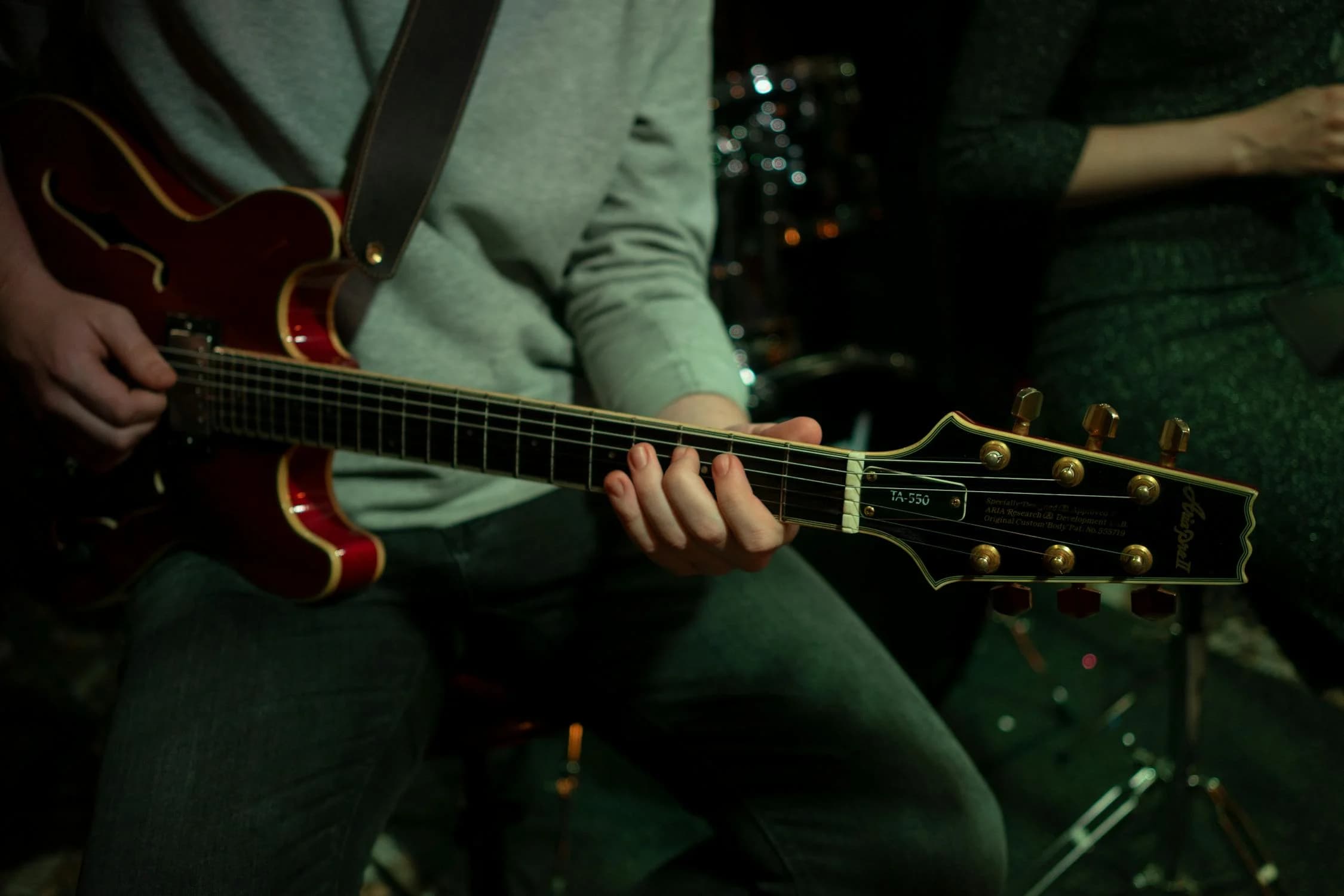 Jazz Chord Progressions Made Simple: A Beginner's Guide
